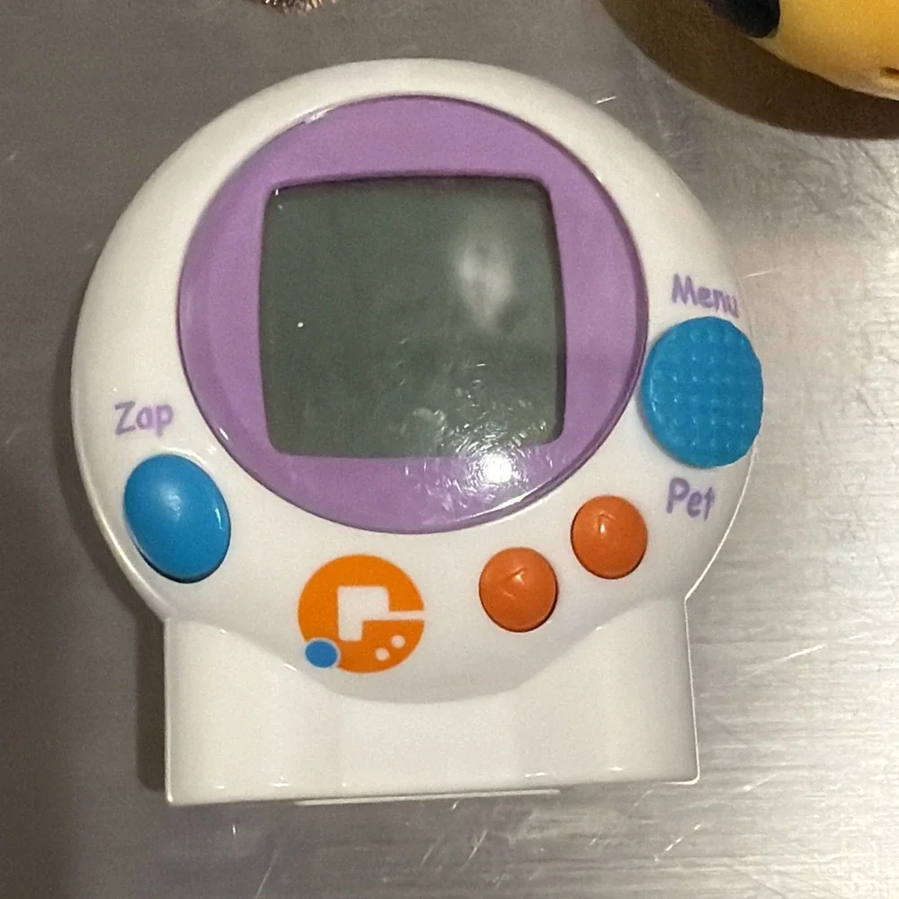 Giga Pets Explorer White Hamster Virtual Pet Handheld 2006 Gigapet Tested Works